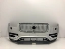 Volvo xc90 ii 2021 - підняти напис на передньому бампері 6xpdc