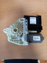 Моторчик правого переднього скла vw golf v plus 5m1837402q