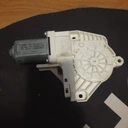 Skoda superb ii мотор переднього лівого скла 8k0959801a