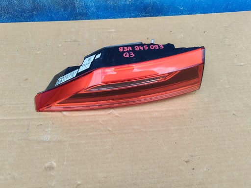 Audi q3 rsq3 лампа 83a945093 гарна