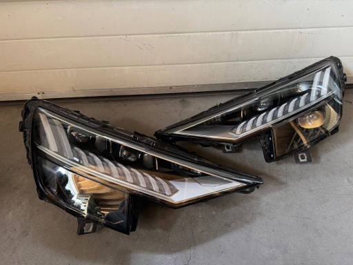 4M8941035 - Audi q8 4m8 full led matrix левая правая фара