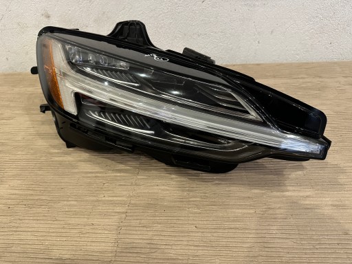 Volvo v60 ii s60 iii 18-21 лампа средняя светодиодная правая в сборе usa