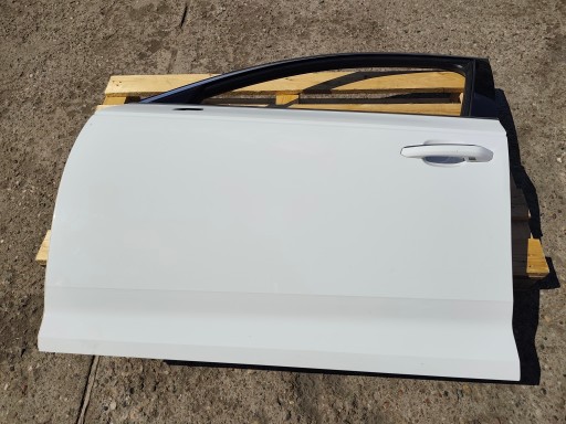 Audi a4 b9 ліві передні двері ly9c