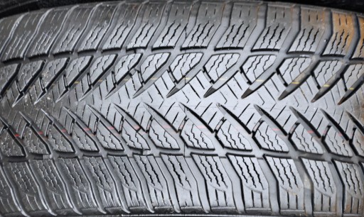 1x 225/50R17 GOODYEAR UG GW3 RSC 94H ЗИМА