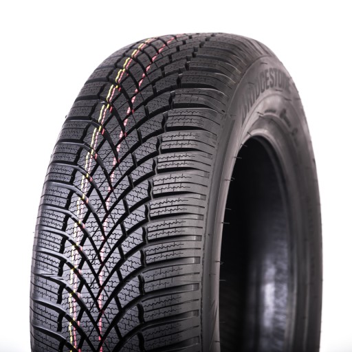 1x ШИНА 215/45R18 Bridgestone Blizzak LM005