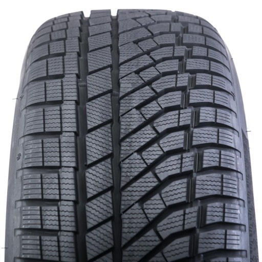 1x ШИНА 225/40R18 Falken Eurowinter HS02 PRO