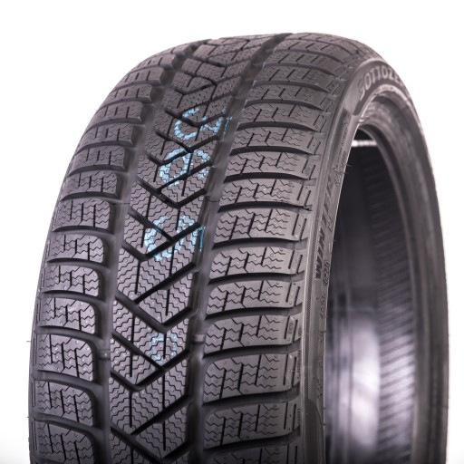 1x ШИНА 225/40R18 Pirelli SOTTOZERO СЕРИЯ 3