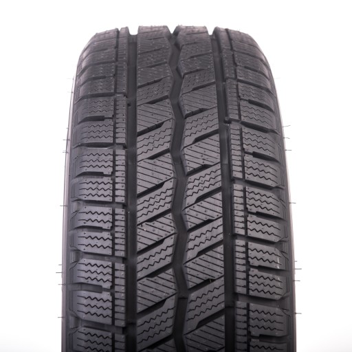 1x ЗИМОВА ШИНА 205/70R15 Hankook RW12 R C