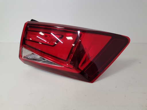 575945208D N21 - 2 сиденья Ateca Lamp