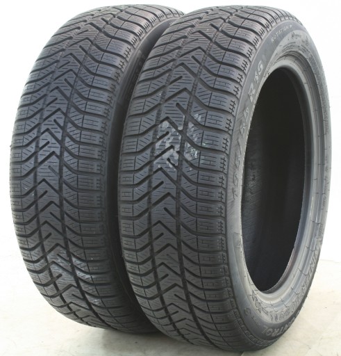 2 бывшие в употреблении зимние шины 195/55R16 Pirelli Snowcontrol Winter 210 RUN FLAT