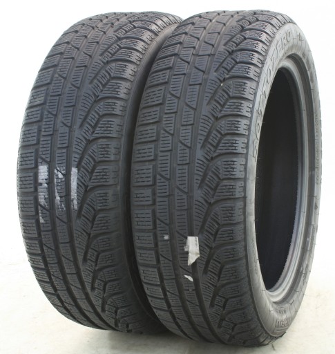 2 бывших в употреблении зимних покрышки 205/55R17 Pirelli Sottozero Winter 210 RSC RUN FLAT