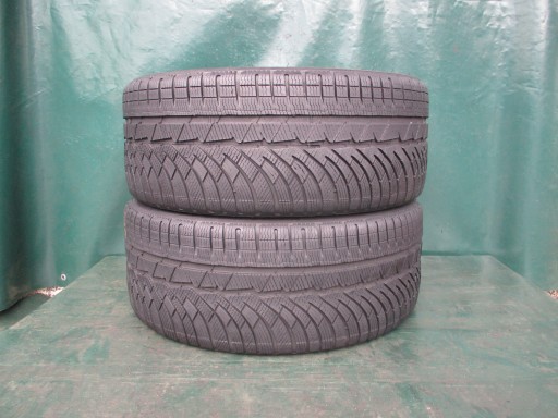 2 зимові шини 225/35R19 Michelin PA4 6 і 5,2 мм