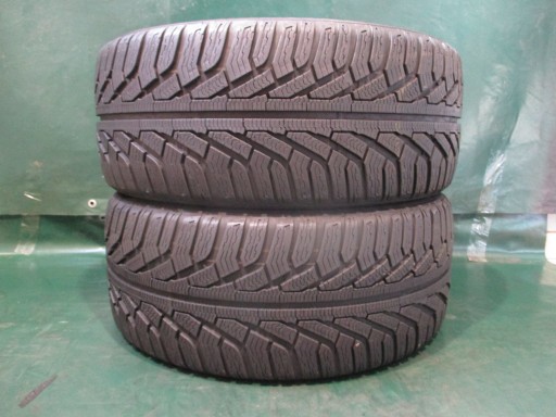 2 зимові шини 235/45R17 Uniroyal MS Plus 77 6,2 мм.
