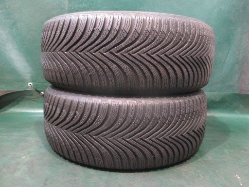 2 зимние шины б/у 215/55R16 97H Michelin Alpin 5 6,5 и 6 мм, 2017 г.