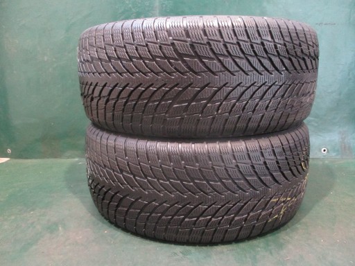 2 зимние шины б/у 225/40R18 92V Nokian WR Snowproof 7 мм, 2019 г.в.