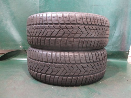 2 б/в зимова гума 225/45R18 91H Pirelli SottoZero 3 7 і 6 мм.