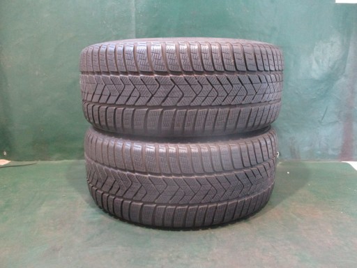 2 б/в зимова резина 235/40R19 96V Pirelli Sottozero 3 5.8 мм 2022р.