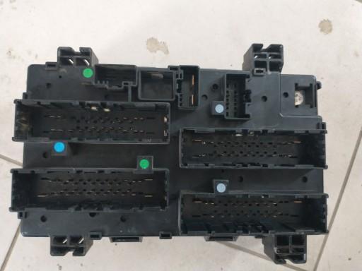 68137440AB - 2014 2015 DODGE DURANGO БЛОК ЗАПОБІЖНИКІВ