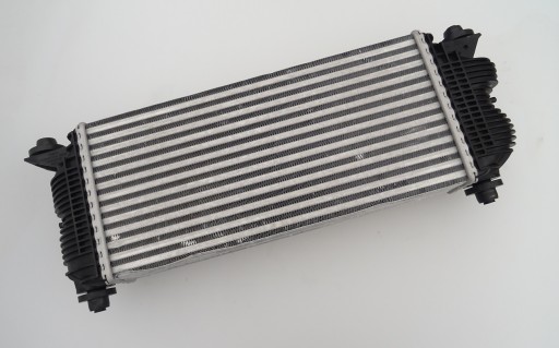 2018+ FORD F150 ОРИГИНАЛЬНЫЙ РАДИАТОР ИНТЕРКУЛЕР