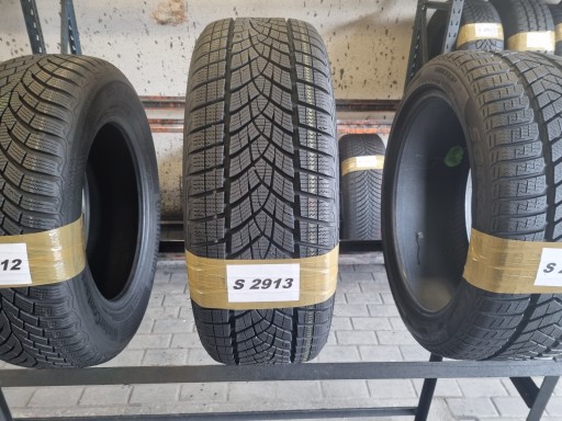 215 55 18 95T Goodyear Ultra Grip Performance G1 DOT.3423R