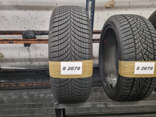 215 55 18 99V Goodyear Vector 4Seasons G3 DOT.3323R