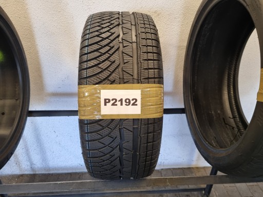 235 40 18 95В Michelin Pilot Alpin PA4* DOT.2622R