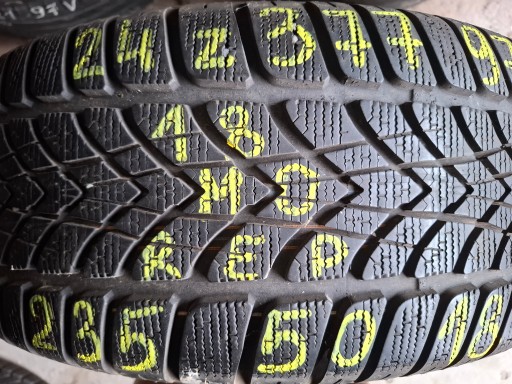 235 50 18 DUNLOP SP ЗИМНИЙ СПОРТ 4D МО