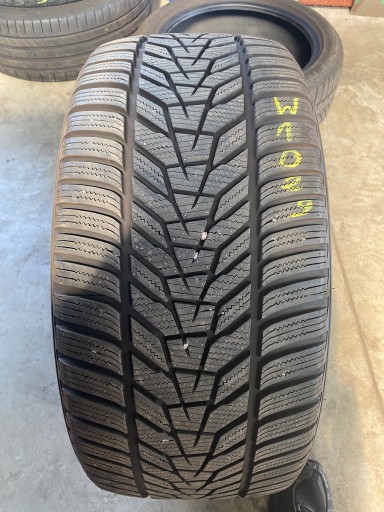 245/35/19 Hankook Winter i*cept evo3