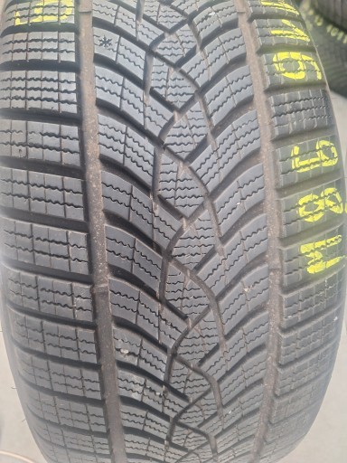 245 40 19 GOODYEAR ULTRAGRIP PERFORMANCE +