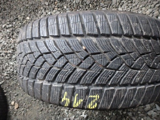 245/45R18 100 В Goodyear Ultra Grip Performance + 245/45R18 100 В