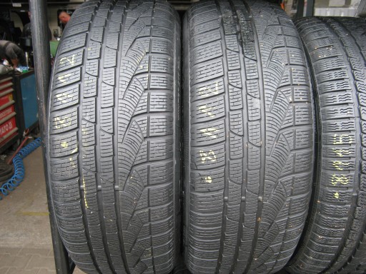 245/50R18 PIRELLI Winter SottoZero Serie II - № 8112 Run Flat *