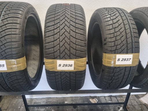 255 50 19 103T Bridgestone Blizzak LM005 AO DOT.0123R