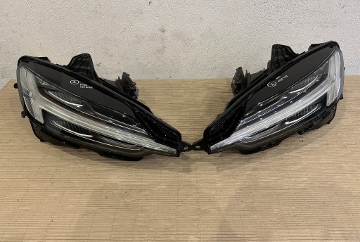 Volvo v60 ii s60 iii лифт 22-25 лампа средняя светодиодная левая правая в сборе