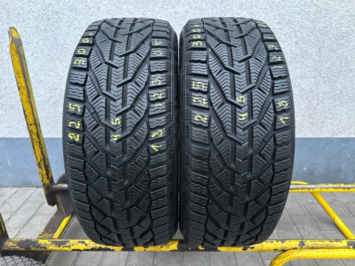 2 ЗИМНИЕ ШИНЫ 225/45R18 95V KORMORAN SNOW 8MM 2023 КАК НОВАЯ ДЕМО!