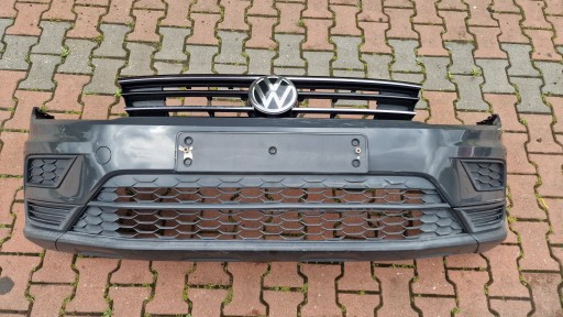 Передний бампер в сборе с решеткой vw tiguan 5na 326