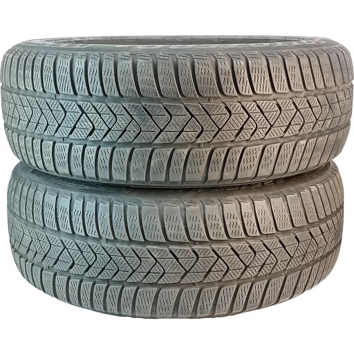 2x 225/55R17 зимова гума Pirelli Winter SottoZero 3 RFT 6mm 2020 (73689)