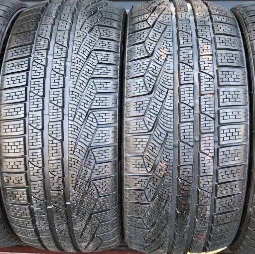 2x 235/40R18 PIRELLI SOTTOZERO II N1 95V ЗИМА