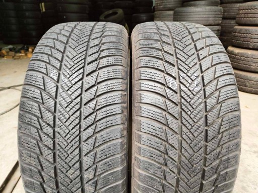2x 235/50r19 Bridgestone Blizzak lm001 99h 601