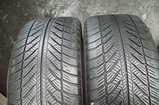 2x GOODYEAR Ultra Grip 8 Performance 245/45R18 5,7 мм 2022 р.
