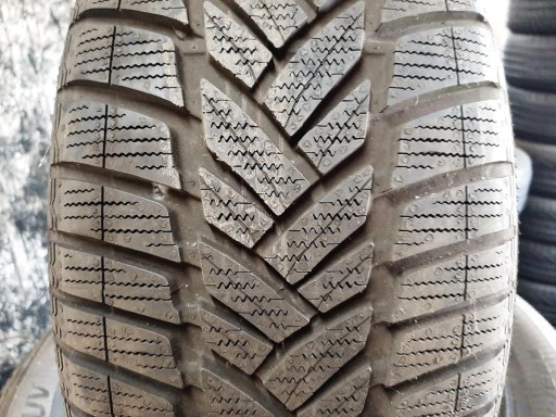 2x НЕВИКОРИСТАНА ЗИМА гума 215/45R17 DUNLOP SPWINTER SPORT M3 Z1629