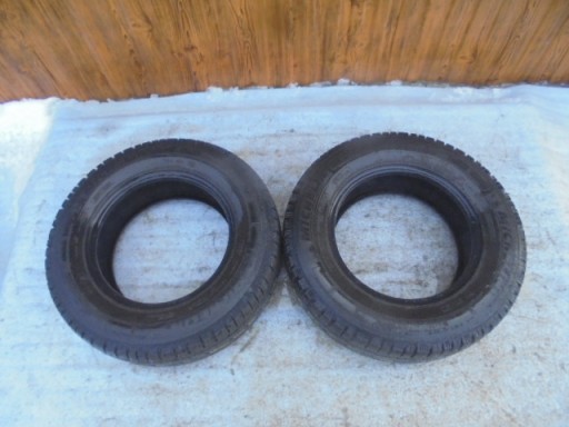 2 зимові шини Michelin 215/70R15C 18R