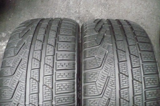 2x PIRELLI Sottozero II 235/40R19 6.3mm 2021 р.