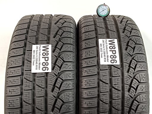 2x Pirelli Sottozero Winter 240 Serie II 235/45 R18 2022 г. Как новые!