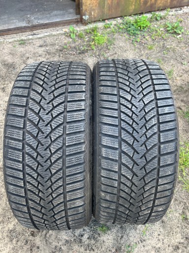 2x Semperit SPEED-GRIP 3 235/40R19 7,3 мм