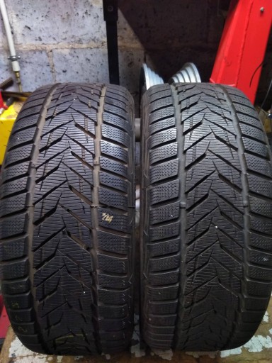2x Vredestein Wintrac Xtreme S 225/40 R18 ок. 8,1 мм.