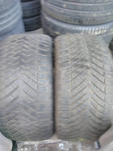 2x шини Neolin Neowinter 235/35 R19 7,1-7,5 мм