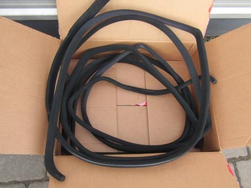 30 MERCEDES W124 седан ущільнення двері чорний 4шт