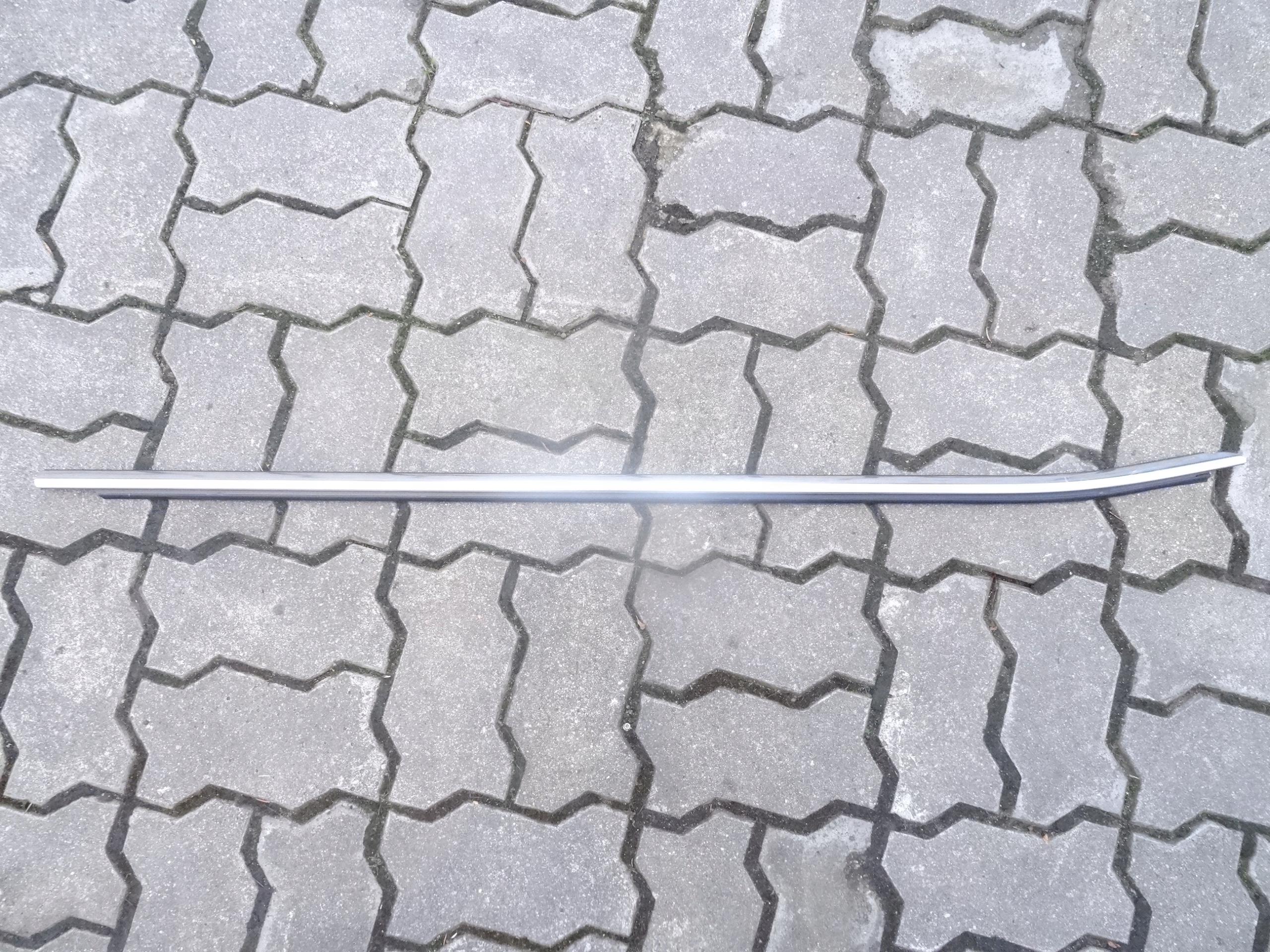 3V0837476C SKODA SUPERB ХРОМИРОВАННАЯ НАКЛАДКА