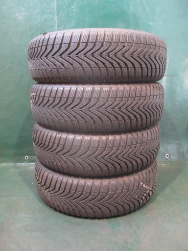 4 б/в зимова резина 175/65R14 82T Vredestein Snowtrac 5 7.5 та 7 мм 2019р.