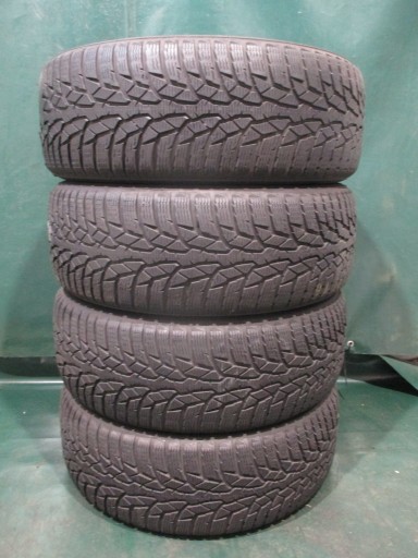 4 б/в зимова гума 215/60R16 99H Nokian WR D4 5 і 4.5 мм, 2018 III